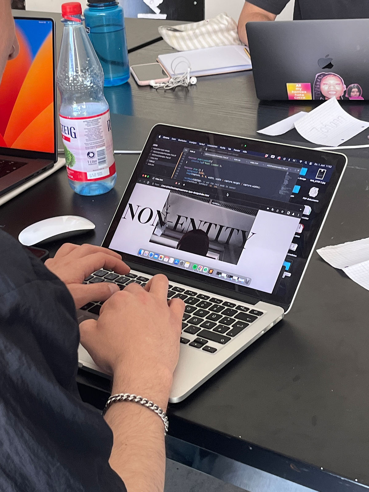 Responsive variable typography workshop with machine learning – participants working session